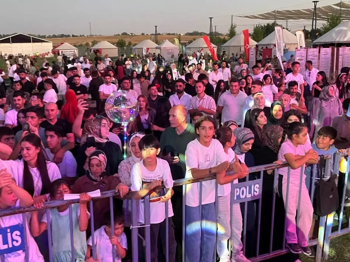 Malazgirt Zaferi Kutlamalarında İsmail Altunsaray Konseri