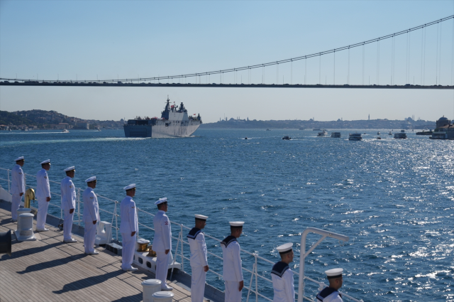The guardians of the Blue Homeland saluted Istanbul and President Erdoğan