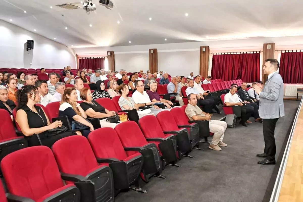 Aydın İl Milli Eğitim Müdürü Mehmet Yiğit Nazilli'de Eğitim Toplantıları Düzenledi