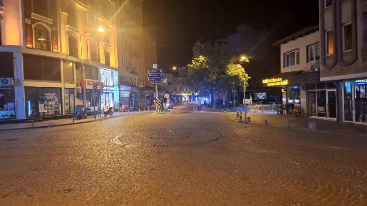 Sındırgı'da 4.8 Büyüklüğünde Deprem