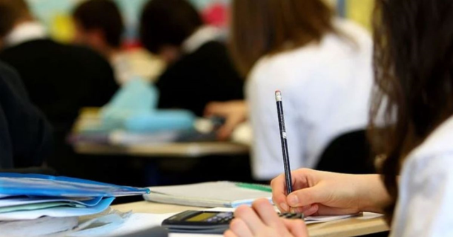 1. sınıflar okula ne zaman başlıyor? 2025 uyum haftası ne zaman?