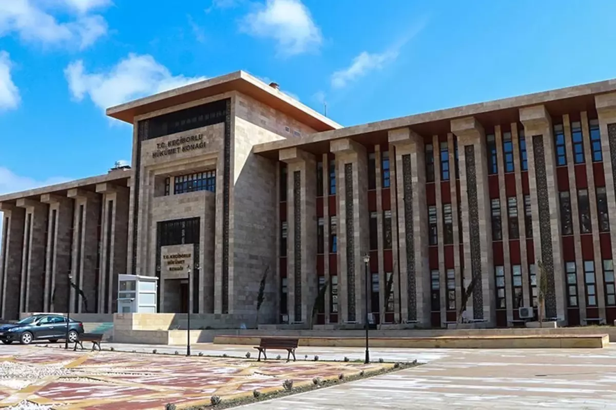15 bin nüfuslu ilçeye 71 milyon liralık hükümet konağı