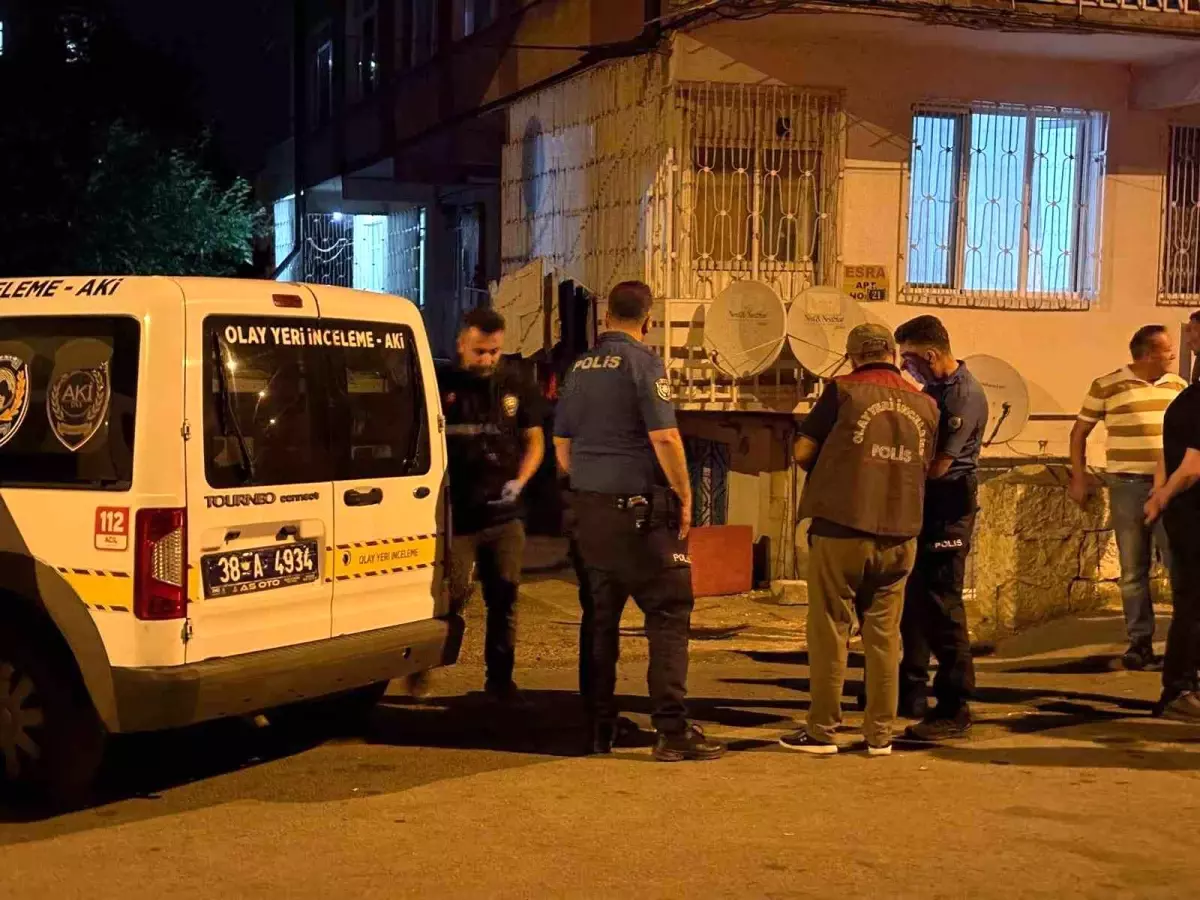 Eski Koca Tarafından Bıçaklanan Kadın Ağır Yaralandı