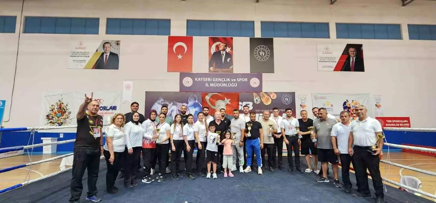 Kayseri&apos;de 6. Geleneksel Alparslan Türkeş Muaythai Şampiyonası Düzenlendi