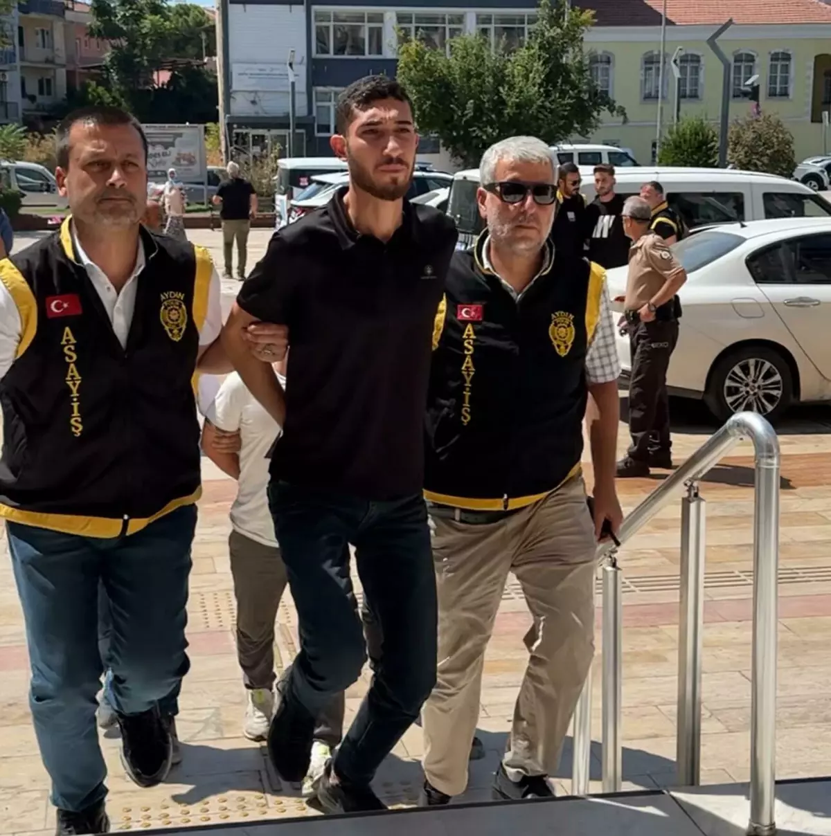 Spor Salonuna Silahlı Saldırı: 2 Tutuklama