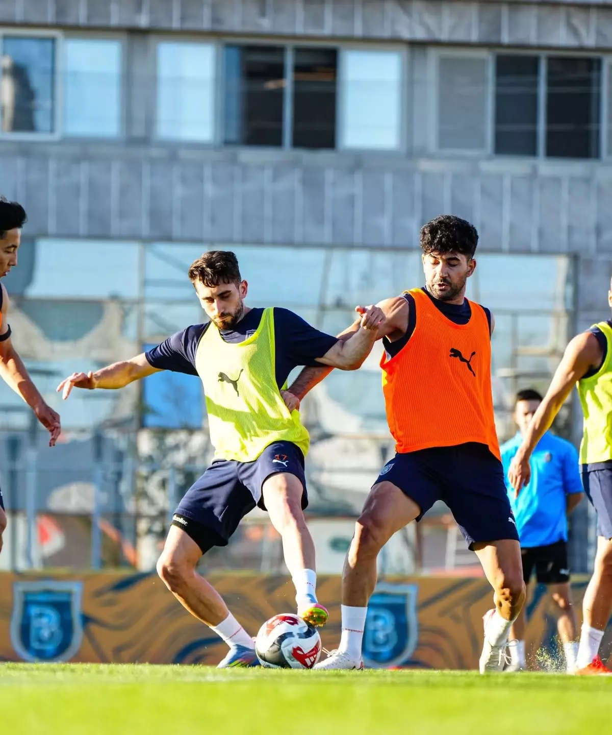 Başakşehir FK, UEFA Konferans Ligi Rövanş Maçına Hazırlanıyor