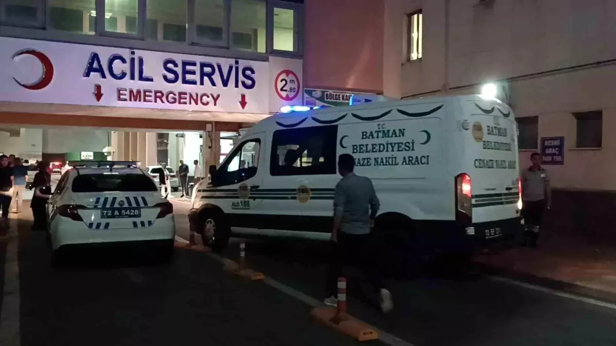 Batman&apos;da 3 Yaşındaki Çocuk Trafik Kazasında Hayatını Kaybetti
