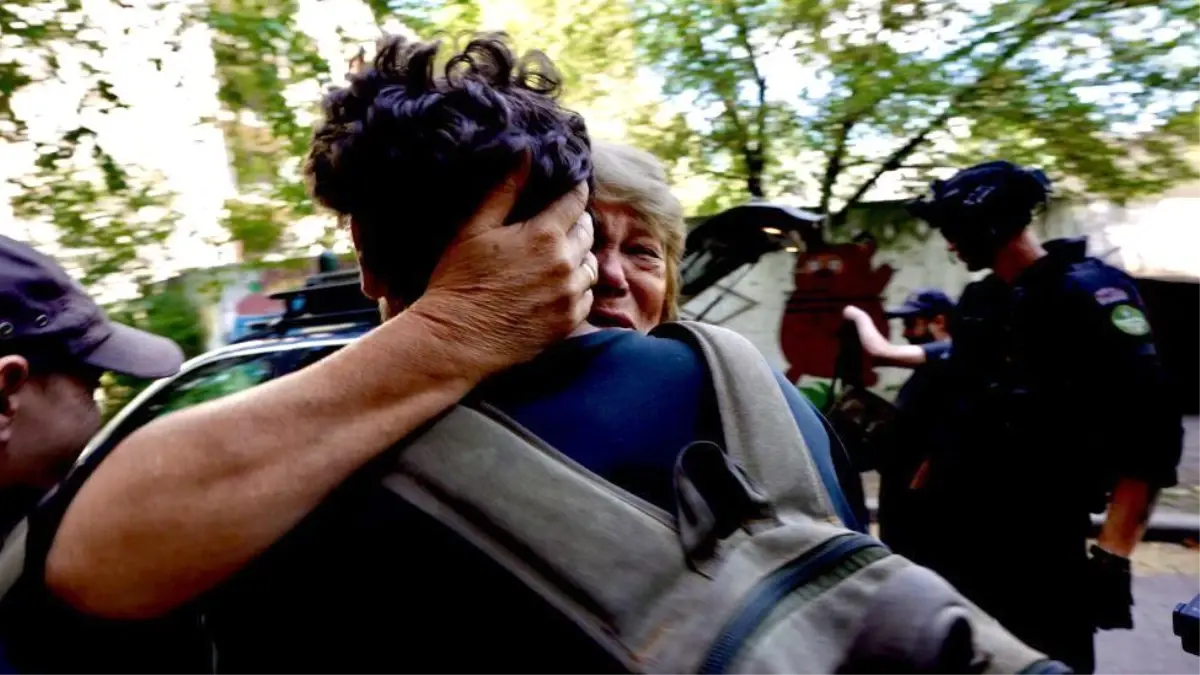 Rus saldırılarının sürdüğü Donetsk bölgesinde tahliyeler nasıl gerçekleştiriliyor?