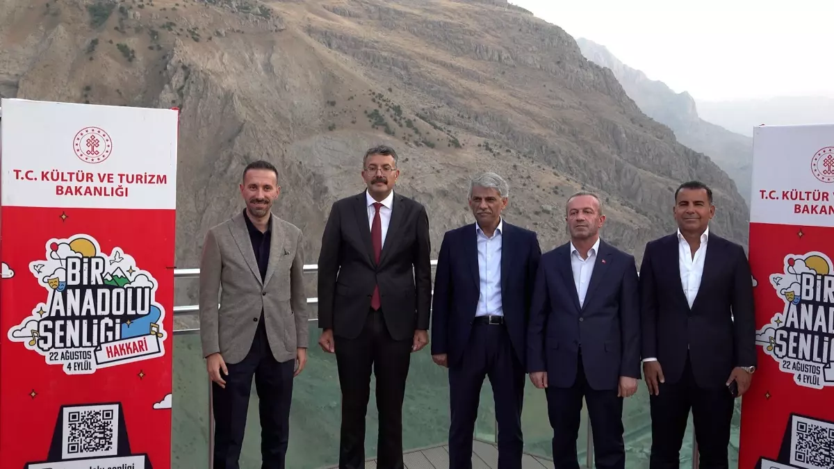 Bir Anadolu Şenliği Hakkari&apos;yi kültür, sanat ve turizmle yeniden buluşturuyor