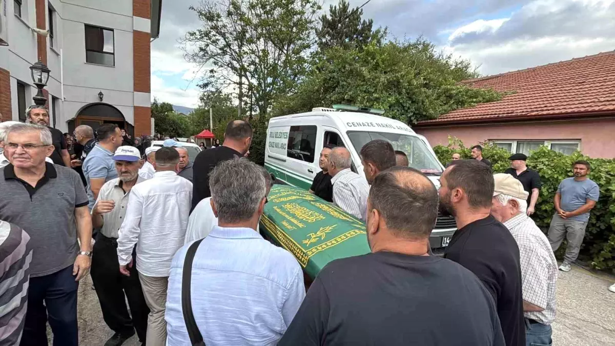 Kızılderili Oturan Boğa Sabahattin Kalaycıoğlu Son Yolculuğuna Uğurlandı