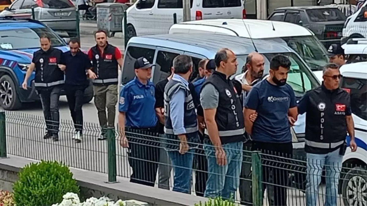 Çorum&apos;da Dolandırıcılık Operasyonu: 6 Şüpheli Yakalandı