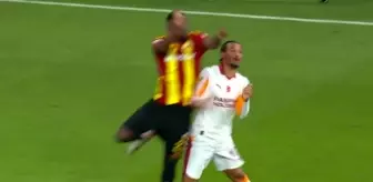 Galatasaray'ın golünden önce faul var mı? İşte ünlü yorumcuların görüşleri