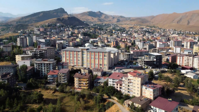 hakkari valisi ali celik 2 yildir teror eylemi 18980211 775 m