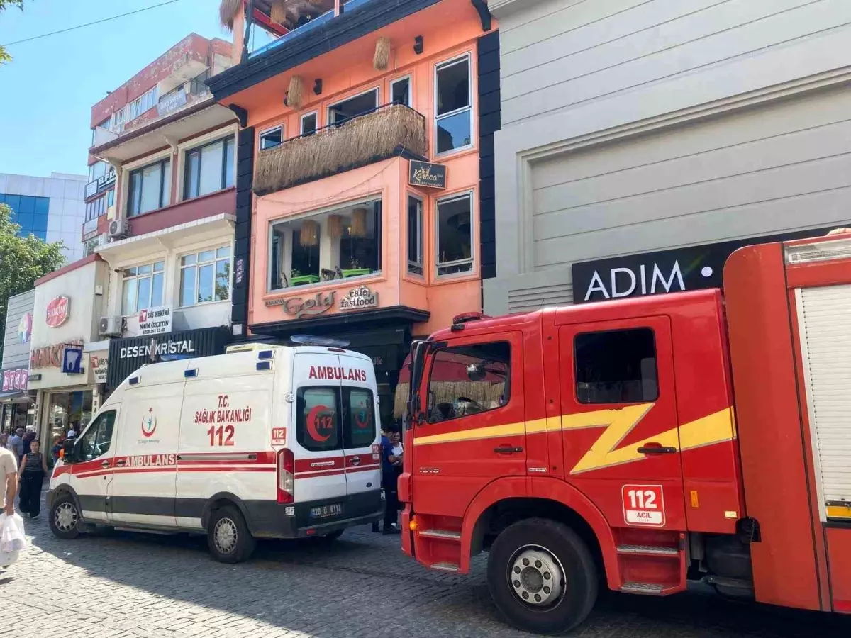 Denizli'de Kafede Fritöz Yangını: 1 Yaralı