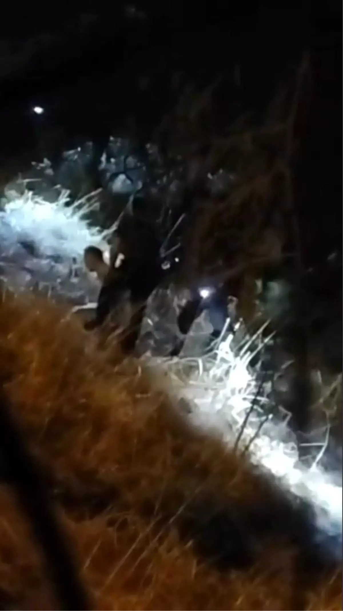 Kartal'da Ateş Yakmaya Çalışan 3 Şüpheli Tutuklandı