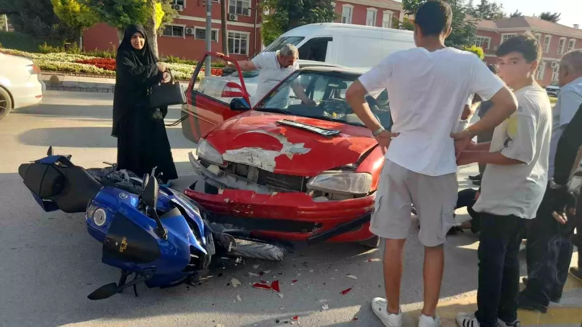 Malatya'da Trafik Kazası: Motosiklet Sürücüsü Yaralandı