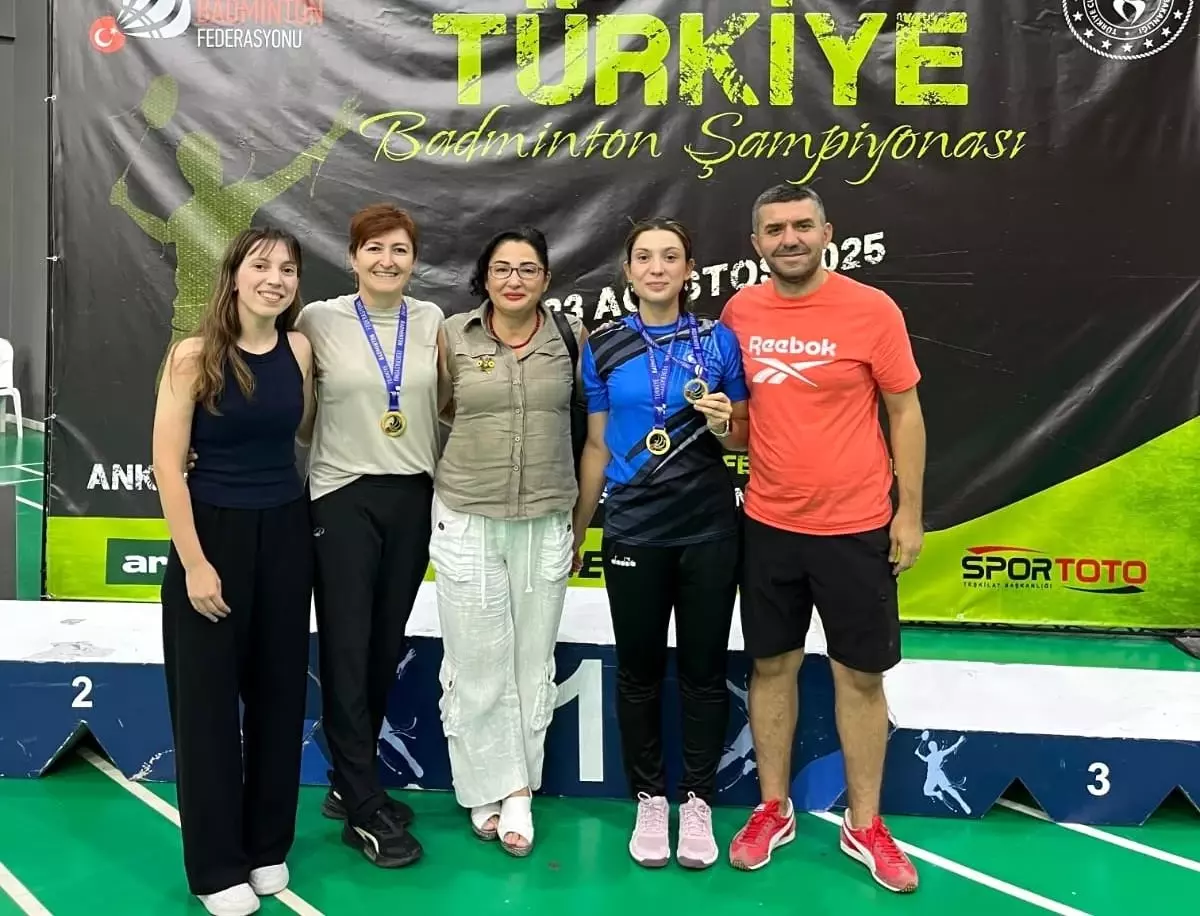 Ravza Bodur, Büyükler Türkiye Badminton Şampiyonu