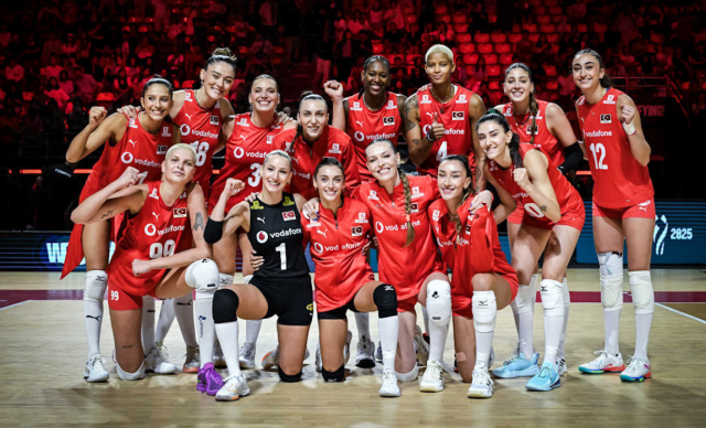 Türkiye Bulgaristan maçı CANLI izle! Filenin Sultanları Türkiye-Bulgaristan maçı HD, donmadan izleme linki