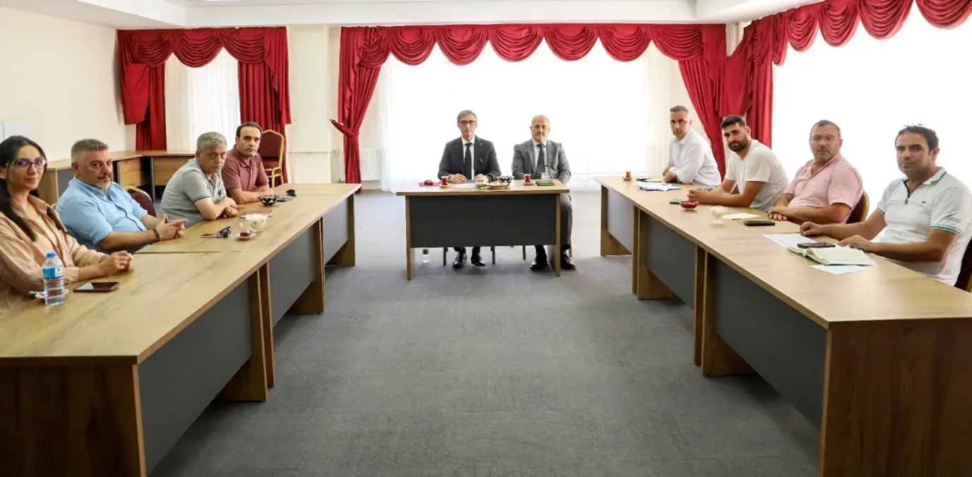 Bayburt'ta Eğitimde Kaliteyi Artırmak İçin Toplantı Düzenlendi