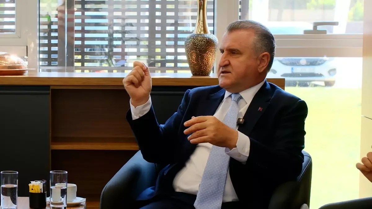 Bakan Bak, Türk Tenisindeki Gelişmeleri Değerlendirdi