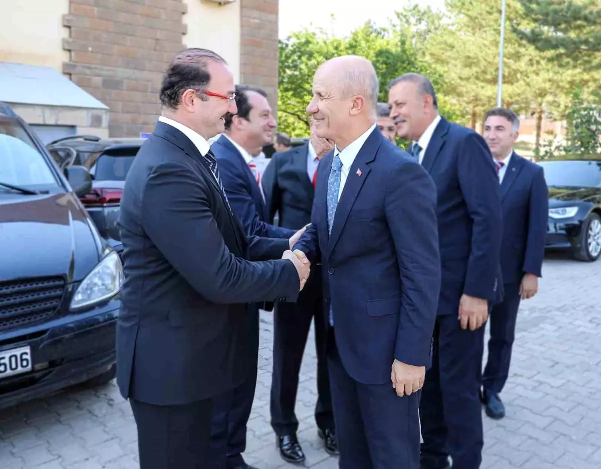 Ahlat'ta Malazgirt Zaferi Kutlamaları ve Yükseköğretim Toplantısı