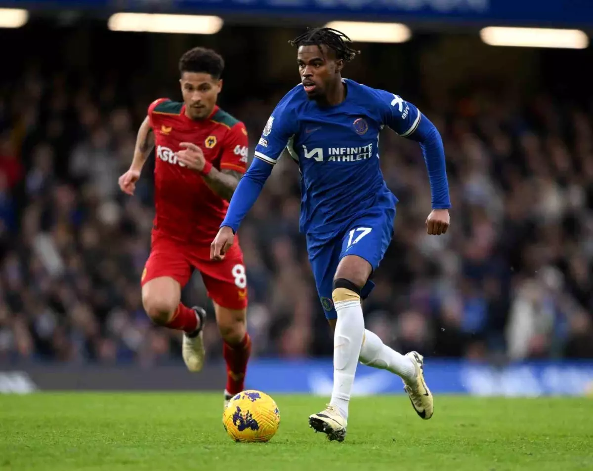 Borussia Dortmund, Carney Chukwuemeka ile 2030'a Kadar Anlaştı