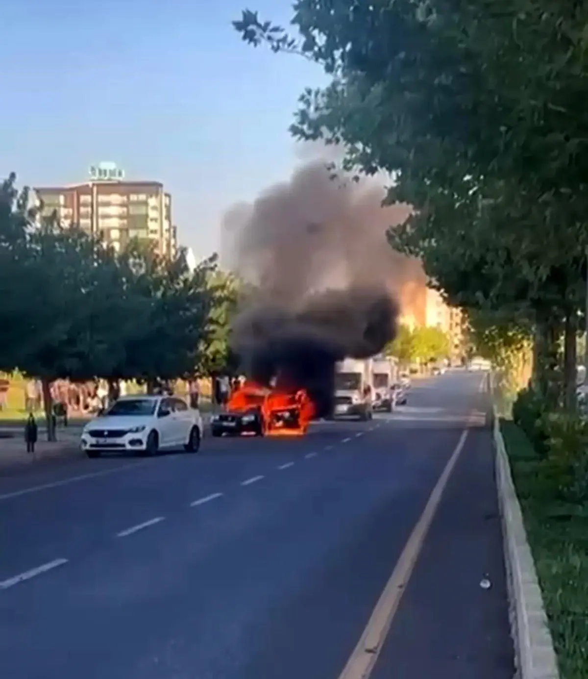 Diyarbakır'da Silahlı Kavga: 1 Ölü, 5 Tutuklama