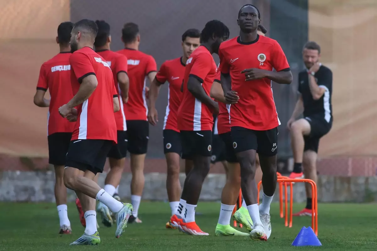 Gençlerbirliği, Fenerbahçe Maçına Hazırlanıyor