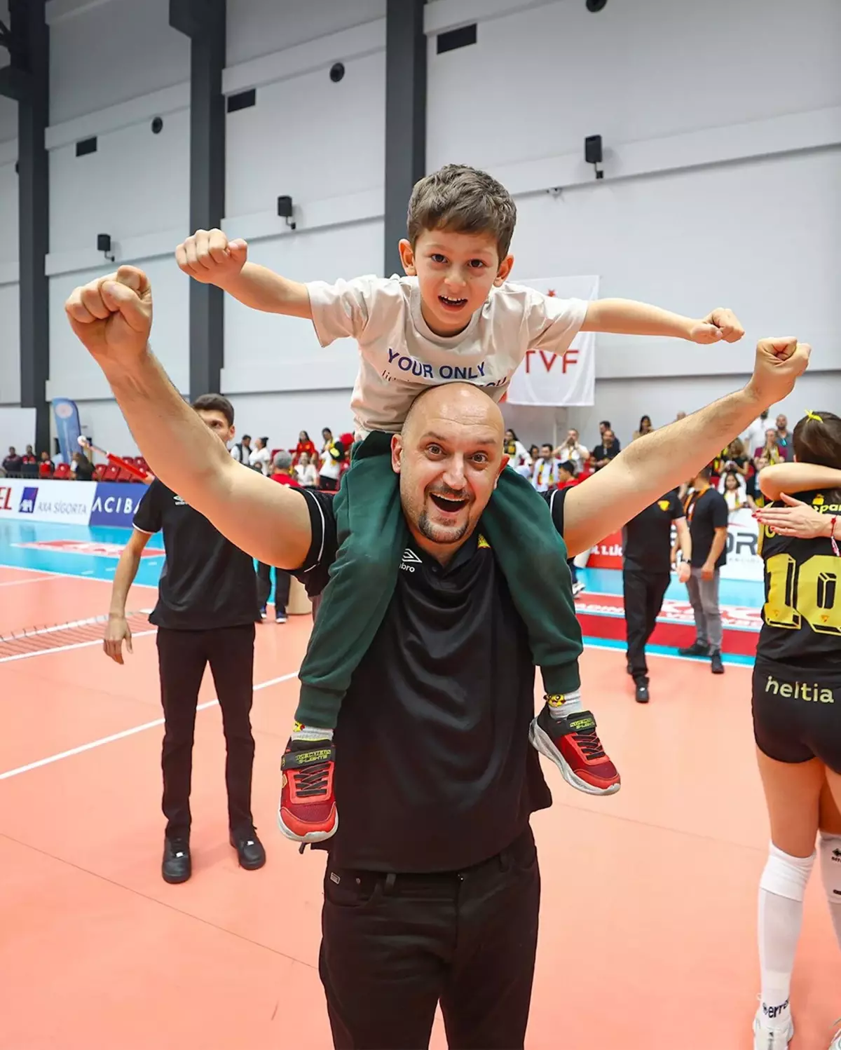 Göztepe Voleybol Takımı Sultanlar Ligi&apos;nde Yeniden Sahne Alıyor