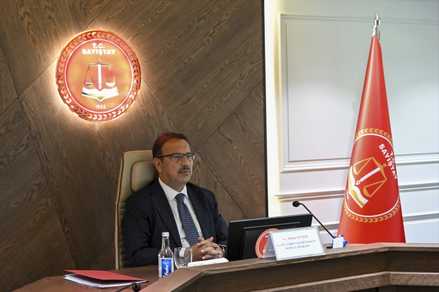 hakem kurulu 4 toplantisi basladi iste masadaki 18983025 5551 m