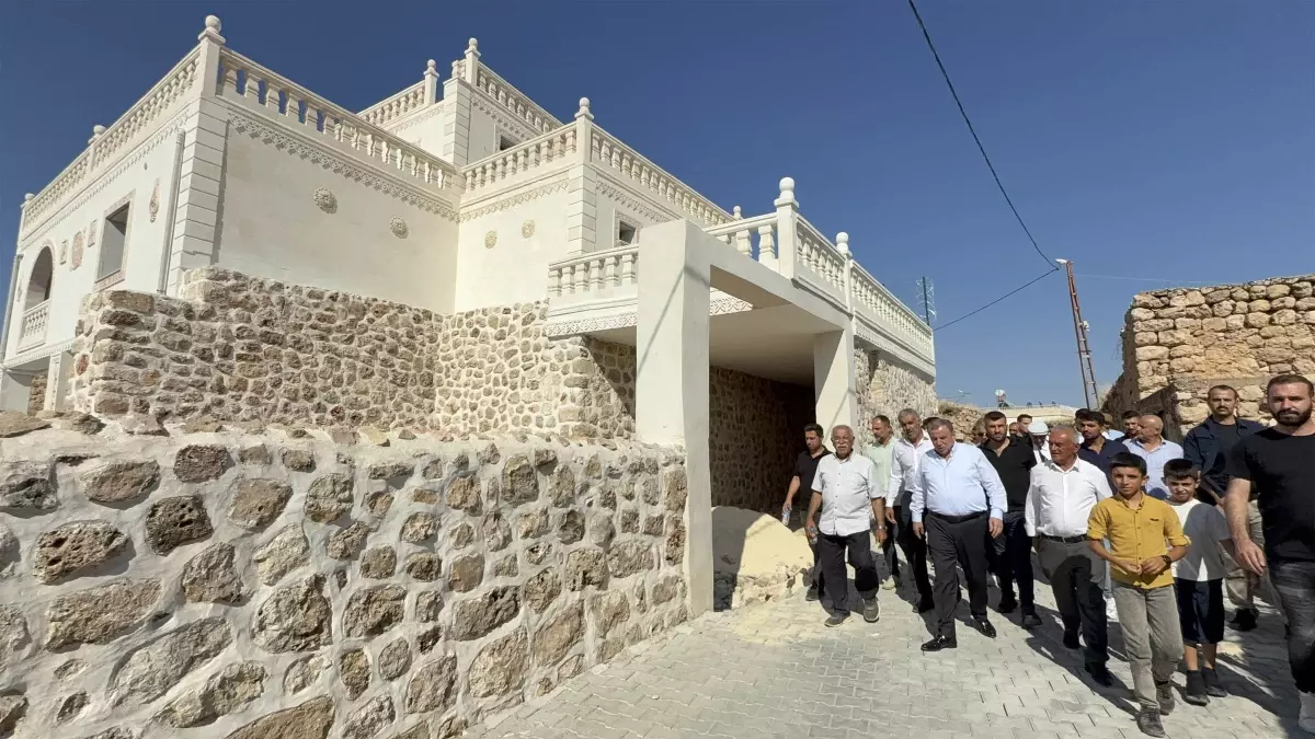 Süryanilerin Midyat&apos;a Dönüşü: Huzur Ortamıyla Yeniden Yaşam Kuruyorlar
