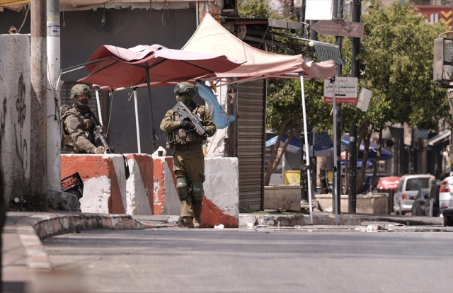 israil ordusundan ramallah a baskin 58 18984319 6430 m