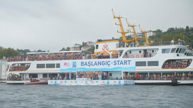 istanbul bogazi ndaki yuzme yarisinda kaybolan 18983935 2330 m