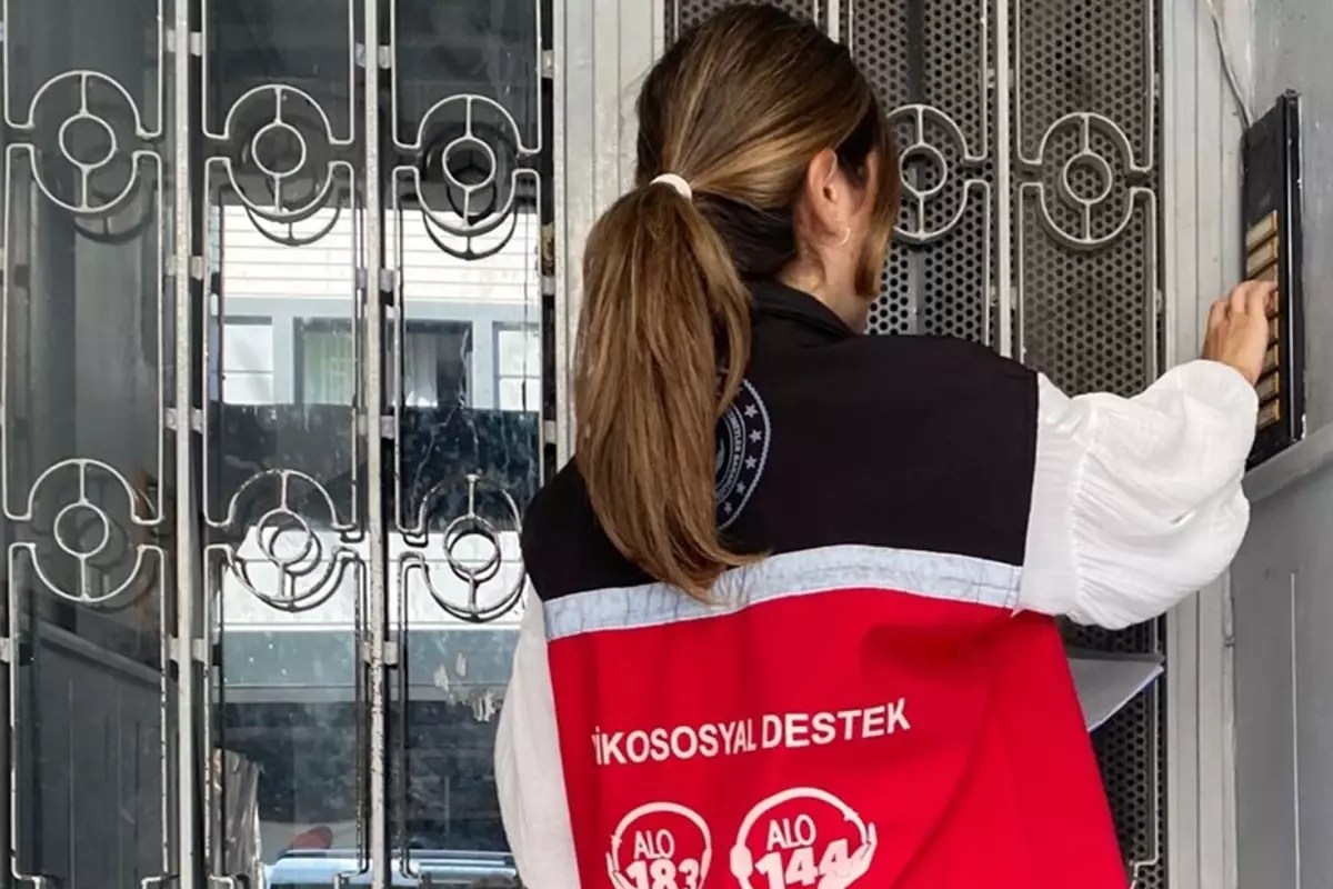 İstanbul Valiliği'nden tüm kurumlara talimat! Artık yardım teslim ederken çekim yapılamayacak