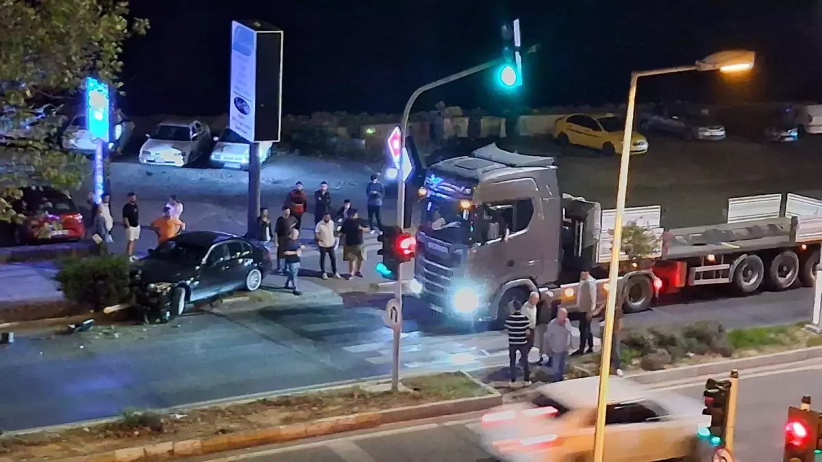 Eski Belediye Başkanı İsmail Eşref&apos;in Alkollü Araç Kullanımı Kazaya Neden Oldu