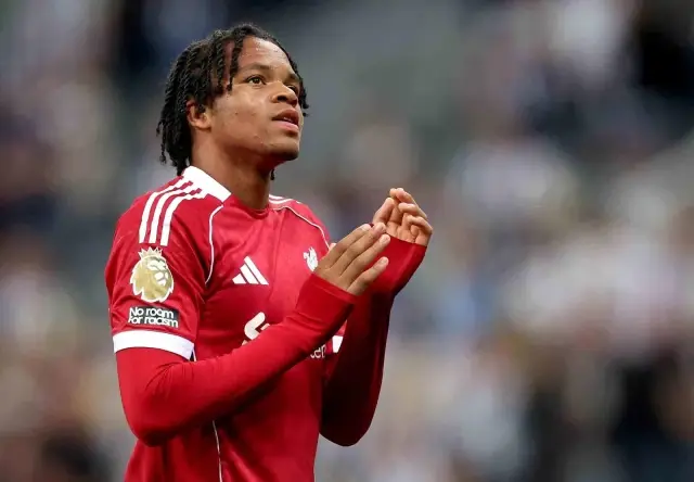 This is the Premier League! Liverpool won the match thanks to the 16-year-old star