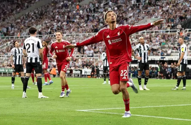 This is the Premier League! Liverpool won the match thanks to the 16-year-old star