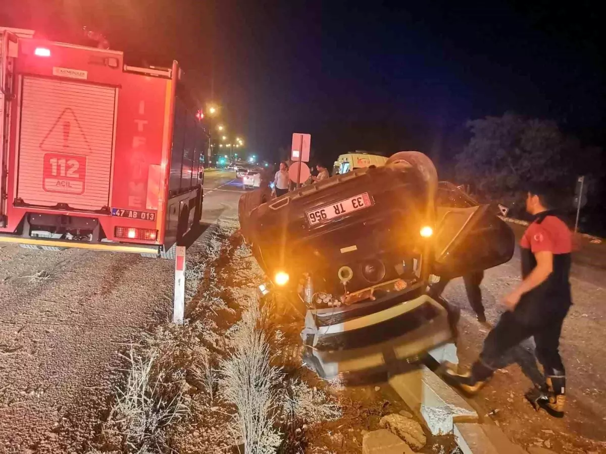 Mardin'de Otomobilin Devrilmesi Sonucu 3 Kişi Yaralandı