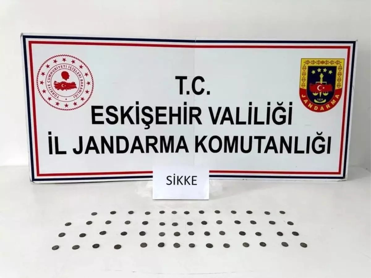 Eskişehir'de Tarihi Eser Operasyonu: 55 Sikke Ele Geçirildi