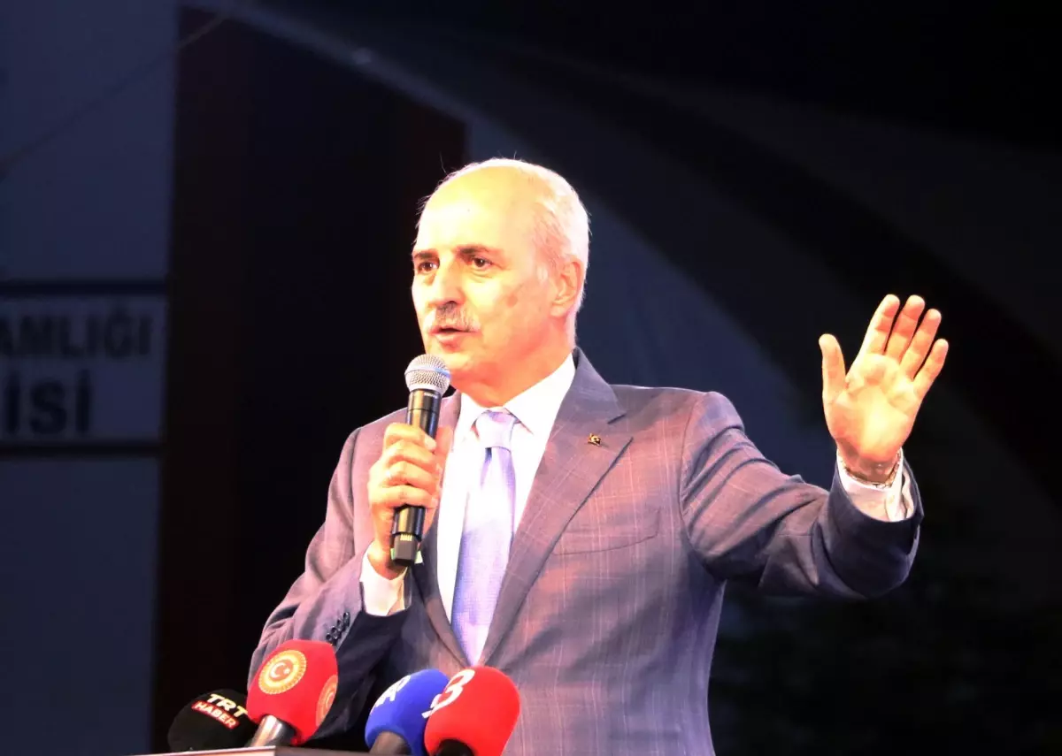 TBMM Başkanı Kurtulmuş: Bu millet Allah&apos;tan başka kimsenin önünde diz çöküp, eğilmez