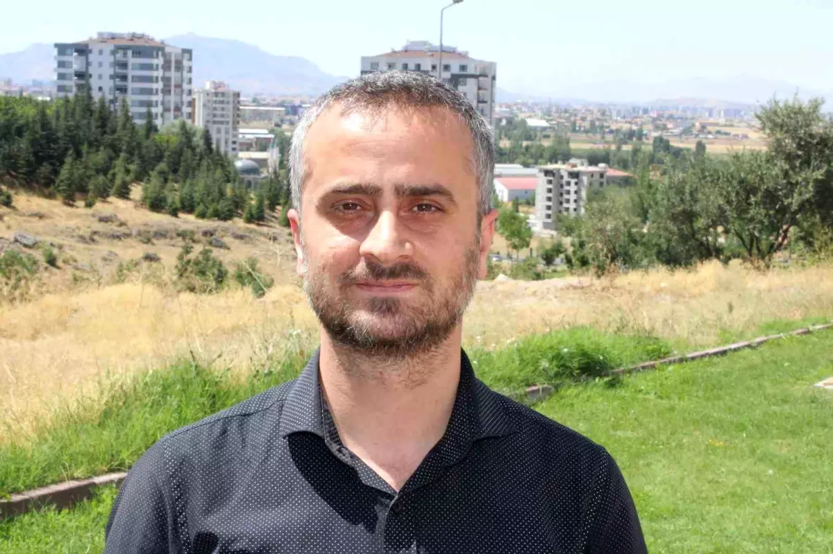 Kayseri'de 17 Aydır Otomobilini Bekleyen Vatandaşın Mağduriyeti