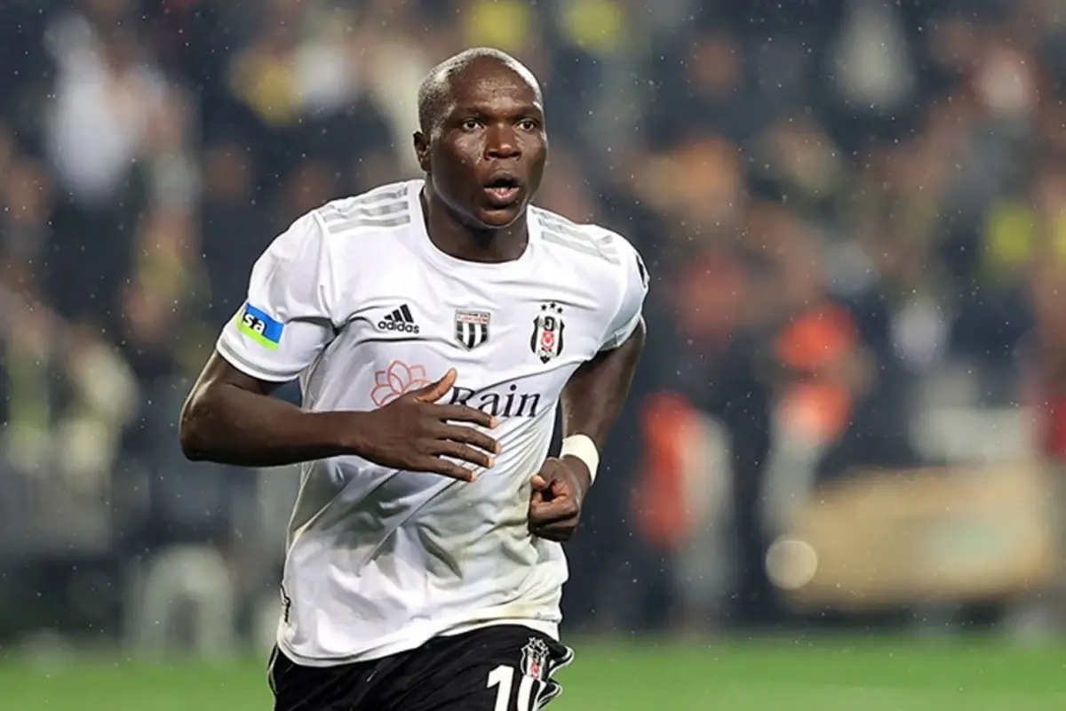 Transferinde tek engel var! Aboubakar Süper Lig'e geri dönüyor