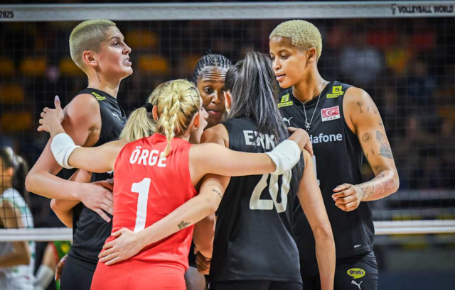 Türkiye Kanada voleybol maçı ne zaman? Filenin Sultanları Türkiye-Kanada maçı saat kaçta?