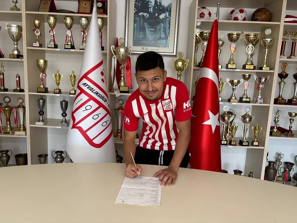 Ayvalıkgücü Belediyespor, Mustafa Durgun'la Anlaştı