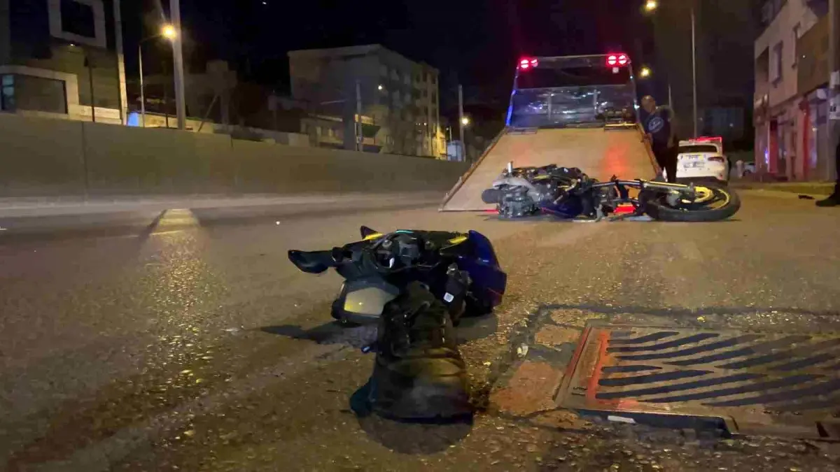 Bursa'da Motosiklet Kazası: 2 Ağır Yaralı