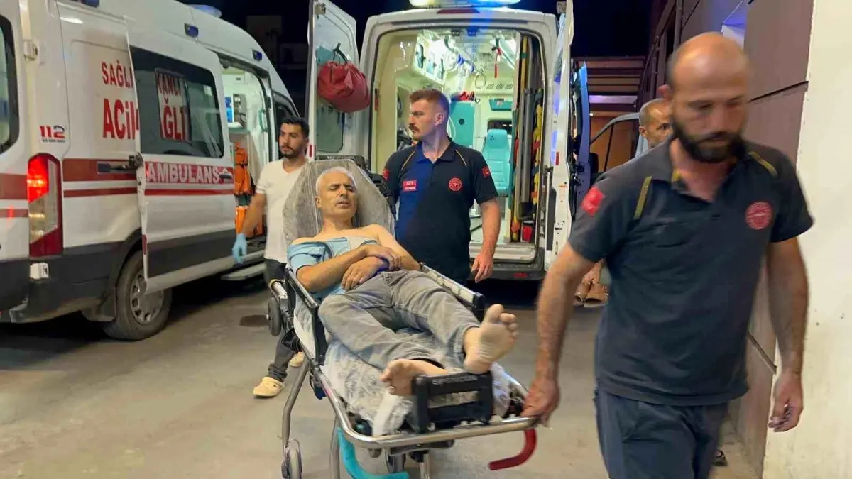 Adıyaman&apos;da Motosiklet Kazası: Sürücü Yaralandı