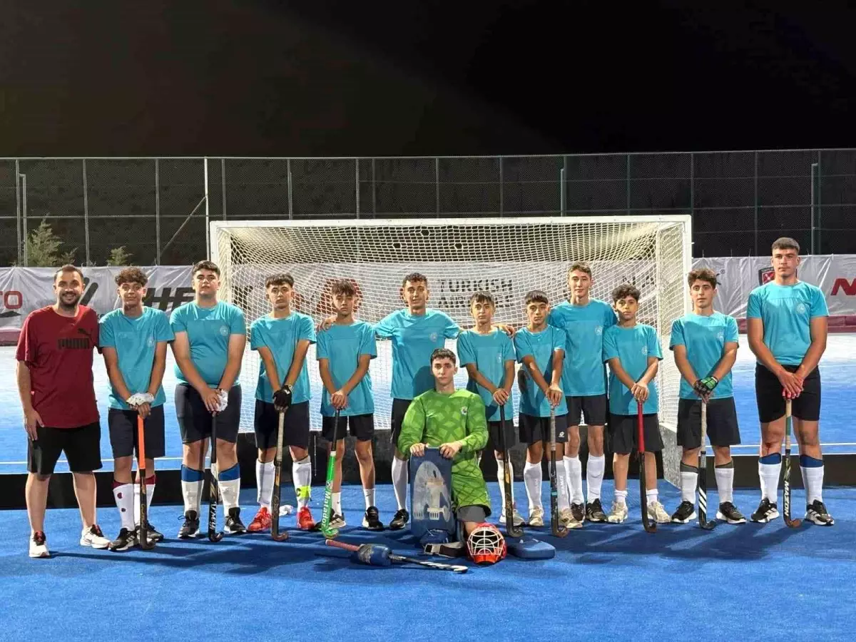 Elazığ Gençlik Spor Kulübü Çim Hokeyi Takımı, Turnuvaya Güçlü Başladı
