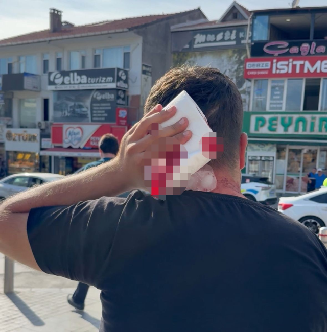gazeteci eski vekilin cenazesinde darbedilip 18987866 8282 m