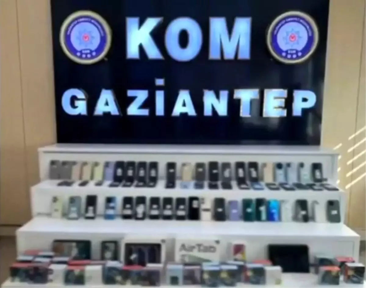 Gaziantep'te Kaçakçılık Operasyonu: 8 Gözaltı