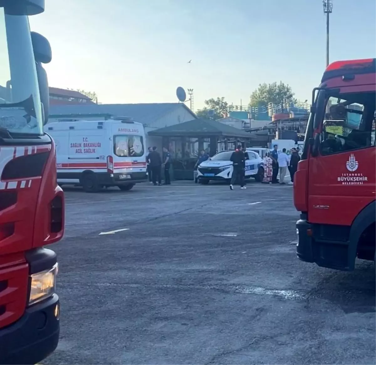 Haydarpaşa Limanı'nda yangın: 1 personel yaralandı